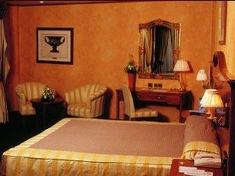 Hotel Tirrenus Perugia Zimmer foto